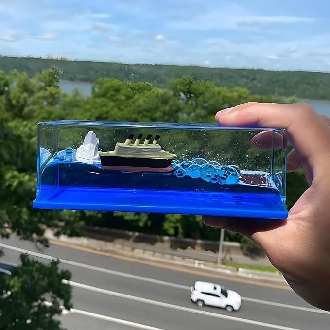 š¢Unsinkable Cruise Ship Ornamentāļø